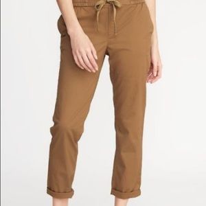 BRAND NEW, NEVER WORN! Old Navy pull-on chinos